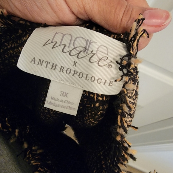 Frayed Trim Tweed Top - Picture 2 of 6